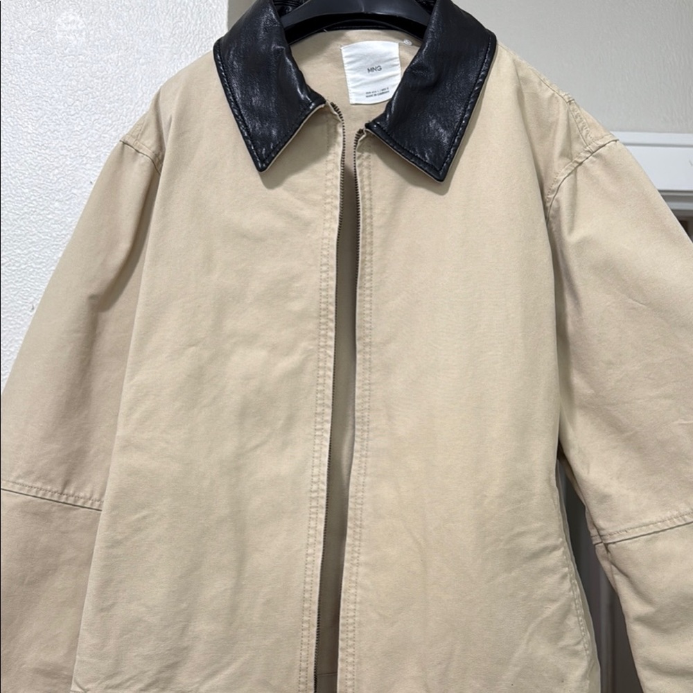 Mango Tan and Black Lightweight Shirt Jacket
-No Stains- 
-Perfect Condition-